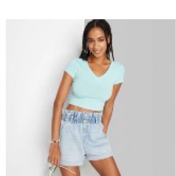 Mint green crop top JUNIORS - Picture 1 of 4